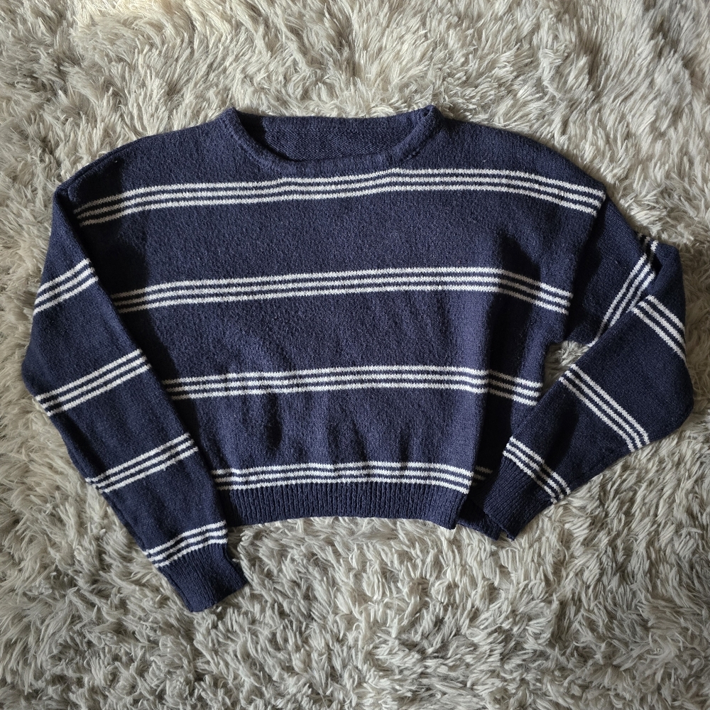 Romwe Navy Blue Striped Cropped Oversize Sweater - Size Small - Picture 5 of 7